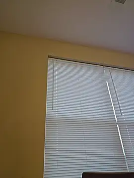 AmethystFoxx - Strip dance (get naked)