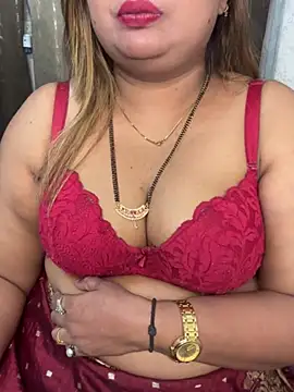 Lovely-Geet - BOOBS OILING😘😘