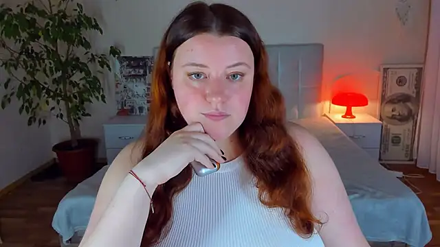 PolinaSalvatore - show boobs
