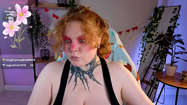 Cassie_xKiss - change clothes