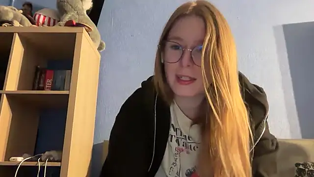 Thepretiestgirlhere - asshole flash