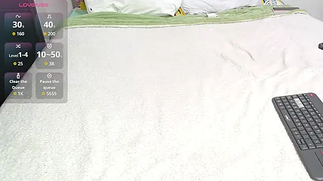 AndreaSwweettt - make me wet with the lush in my ass💦🥵