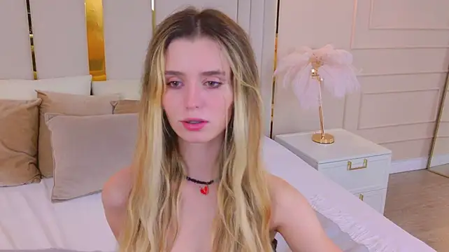 MarybethSnow - Handbra