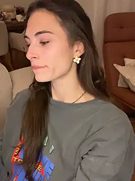 SophiiaStarr - Shake my Ass 🤯