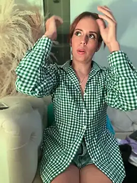 Alanna_Foxxx_