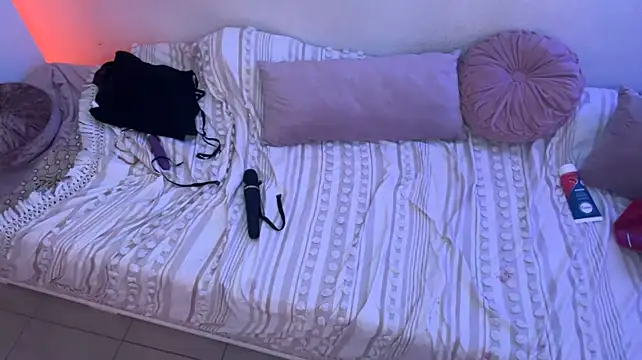 Marocainecoquine - Baise hard +anal+fellation+squirt