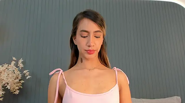 Maramuset - raise the dress in doggy style