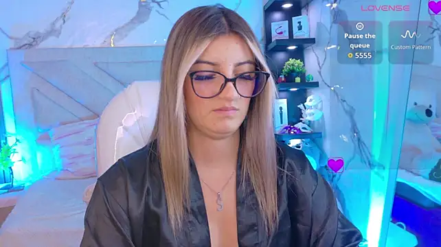 _aitana_001 - Let's play with that new dildo.