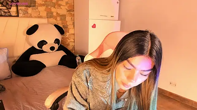 Khaiimy - PLUG ANAL