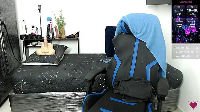 Mom_hot__ - dance and play with tits for you ♥♥♥