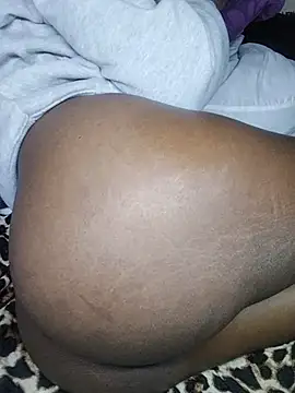 Melaninchoco - Big squirt and anal