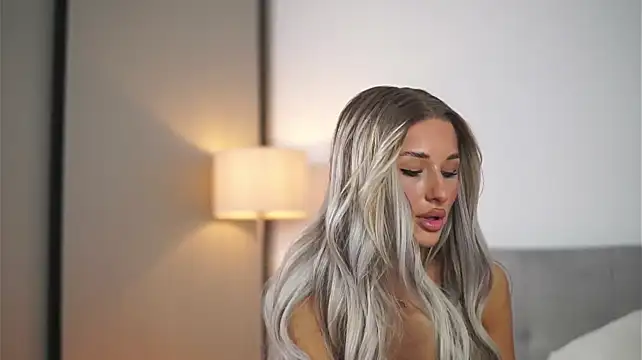 AvaShayy - undress mee