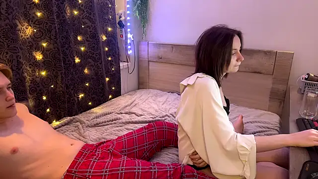 ReynaSweet_ - Passionate handjob