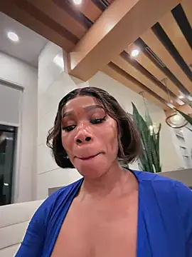 Belle___ - Moan loud hot squirt + Clamps public
