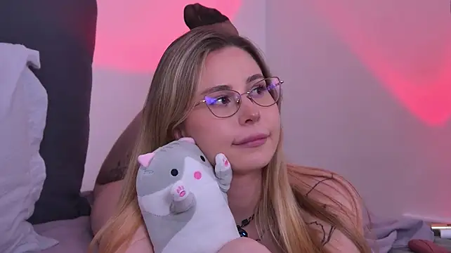 SaraBlack- - flash pussy