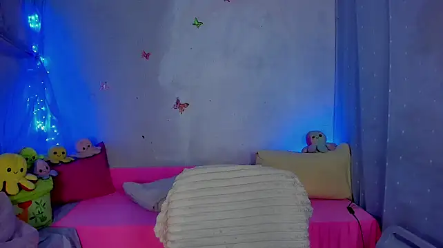 YourLizzyDoll - stay topless 2 min