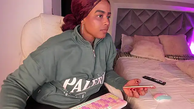 MelaniieBrown_