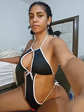 Tereza444 - take off my skirt