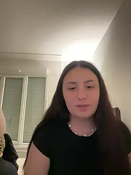 Angela80 - Complètement nue