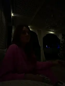 Laineylynn - Oil show