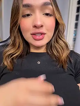 Jenn_fit - MY FRIEND TOUCHES MY BREASTS