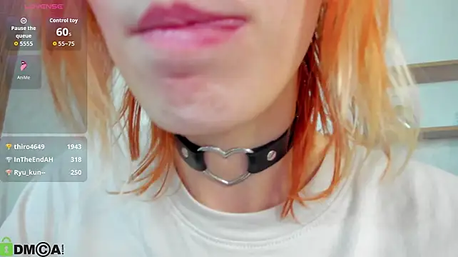 Little_Chips - fingering pussy 4 fingers