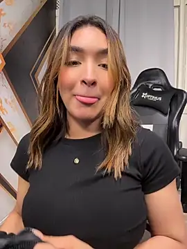 Jenn_fit - MY FRIEND TOUCHES MY BREASTS