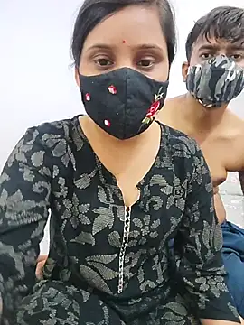 Your___Riya - Pussy flash in public 😘😘😘