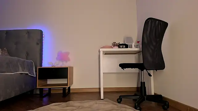 BellaStarr_ - make my legs shakeeeee