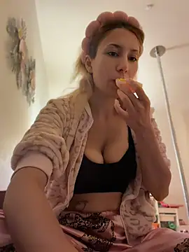 Suyneslii - ass flash