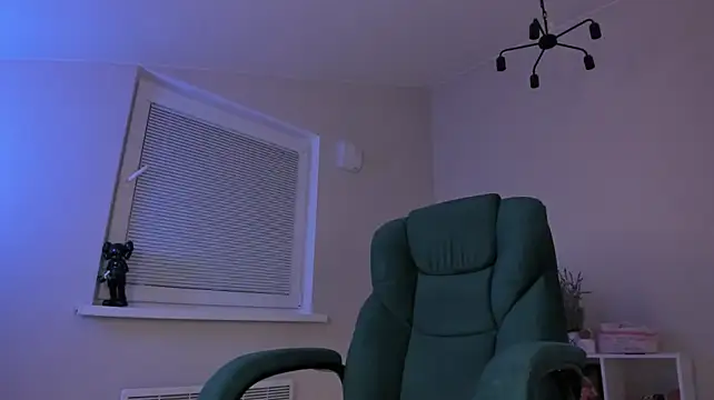 Sugar_club - Fingering pussy