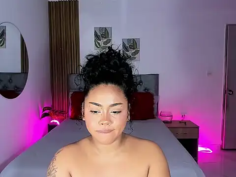 Bonnylu - oil on big tits + spanking my ass x5