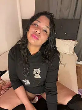 Rashell1_Queen - striptease 😈