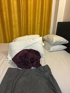 Honeylust26