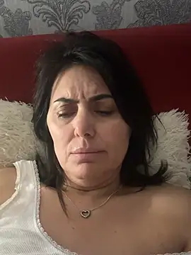 Emma_roqueen - Single Queen looking a faithful slave