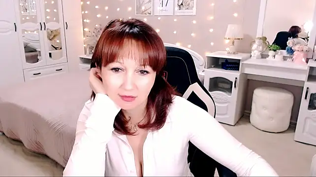 Adele_Evans1 - Sexy tease