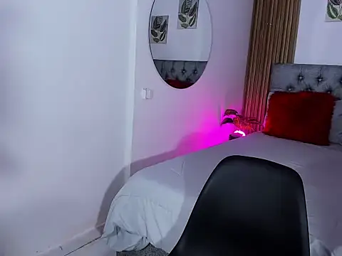 Bonnylu - oil on big tits + spanking my ass x5
