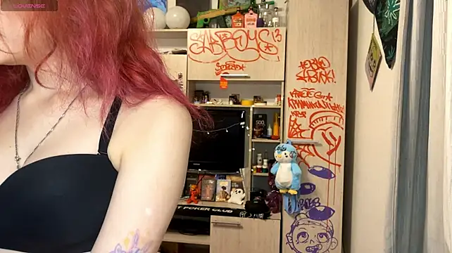 Missminetti - Take off my shorts