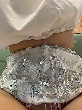Isabella-gaviria - FUCK MY PUSSY IN MENS BATHROOM + CREAM🥵