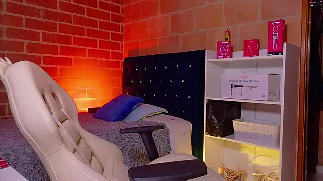 Emma-Rouse69