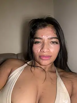 AgathaGeorgiou - Oil body and sexy dance