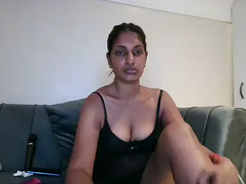 Hunnie_bae - Flash boobs