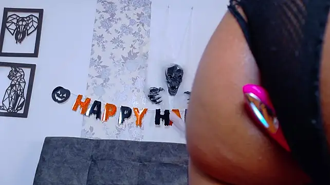 Taty_miller - show my pussy in doggy style