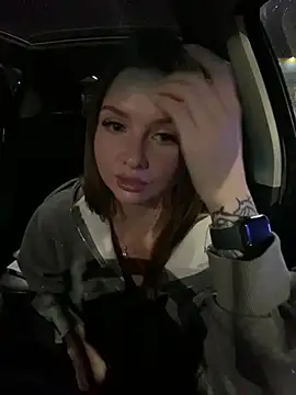 KrisMagnoly - VibRRRRate my pussy
