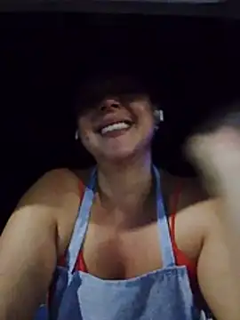 Alyjonesoficiall - Naked +fingering