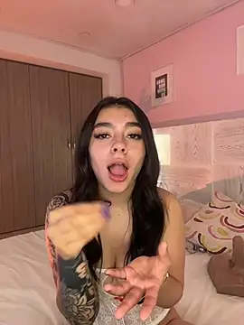 Lummii_ - Show boobs + photo
