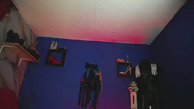 Elizatexx - good vibes / beautiful leather skirt