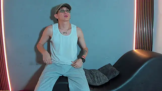 RawPassionXX - Fuck Face And slaps