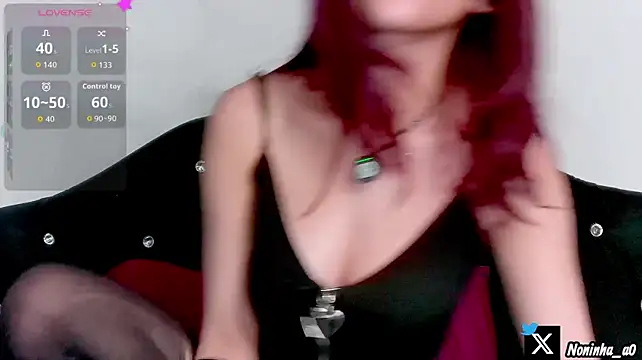 Noninha_ - plug anal P + mastubação👀