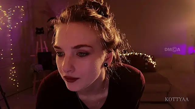 -Kottyaa- - stripteas
